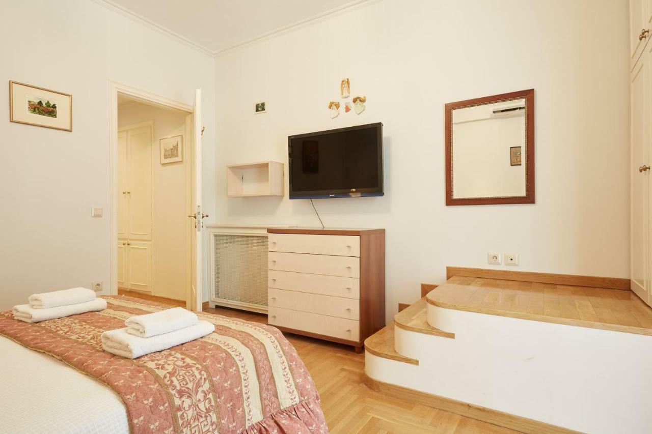 Riggilis Apartment Athens Exterior photo